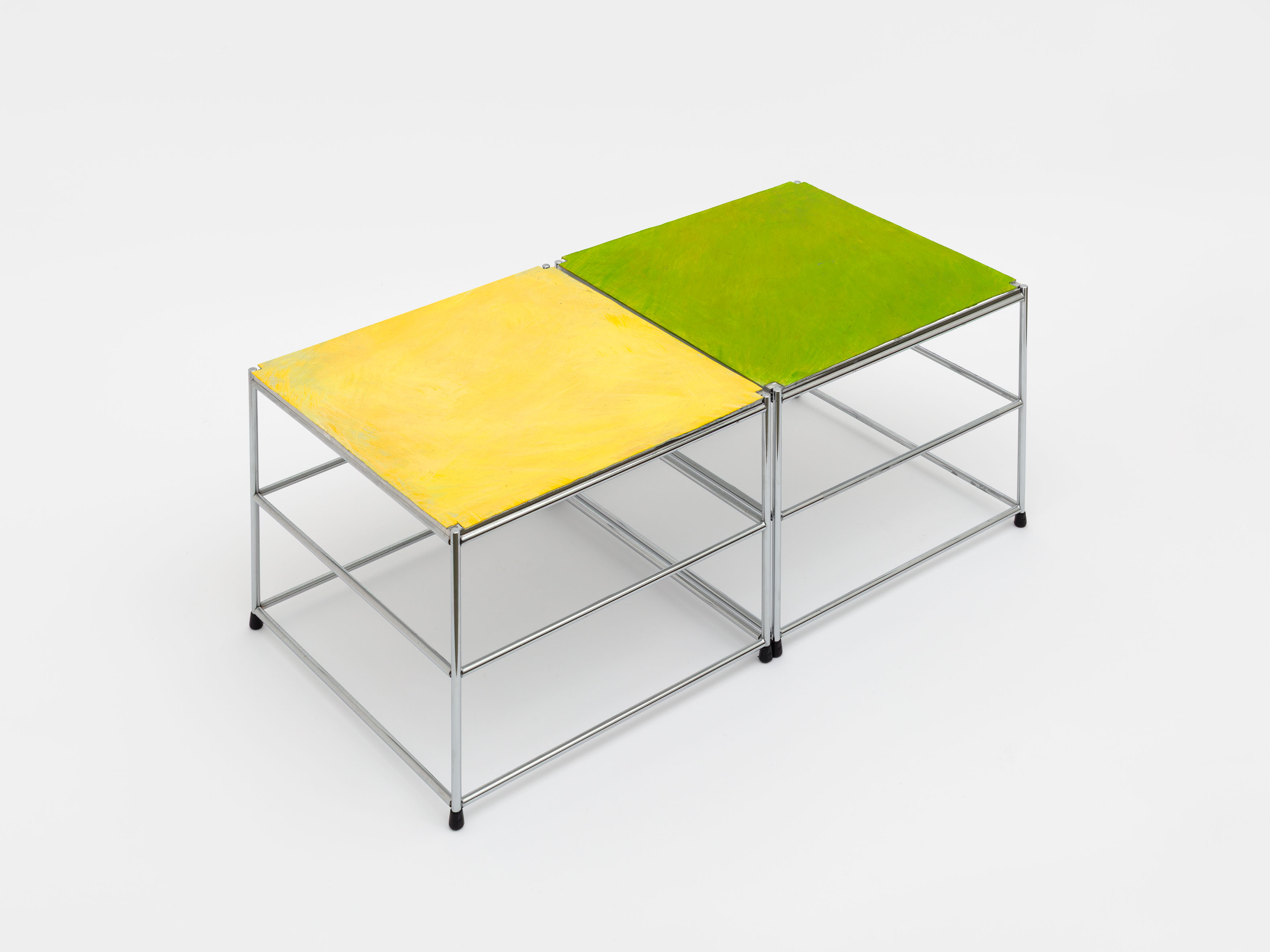 Surface tabletop set, detail view